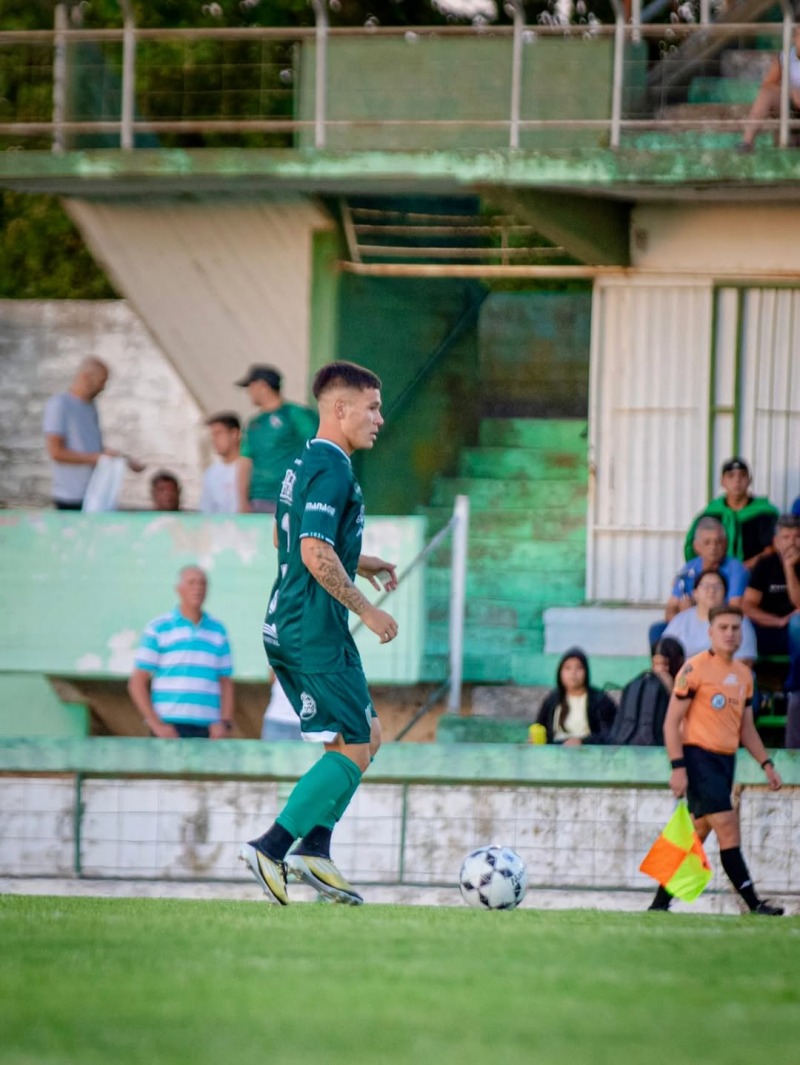 Por acumulaci�n de amarillas, una fecha para los dos �3�